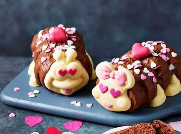 The same-sex couple cakes will be available for a limited time (Photo: M&S)
