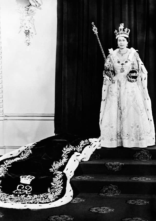 Portrait taken on June 2, 1953 shows Britain Queen Elizabeth II during her coronation, which was the first to be televised.   AFP PHOTO (Photo by STRINGER / AFP) (Photo by STRINGER/AFP via Getty Images)