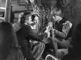 Italian stage and film director, Franco Zeffirelli with Olivia Hussey and Leonard Whiting, during the filming of 'Romeo and Juliet'.  (Photo by Express/Express/Getty Images)