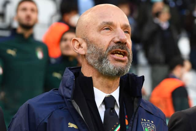 Gianluca Vialli sings the national anthem of Italy in Turin in 2021. Credit: Claudio Villa/Getty Images