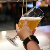 A team of US scientists have worked out how to eliminate excess foam when pouring a beer.