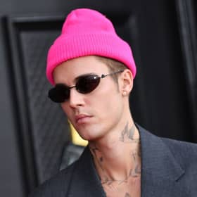 Justin Bieber has cancelled his world tour