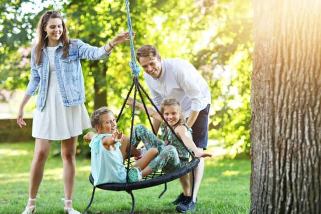 Making a rope swing (photo: adobe)