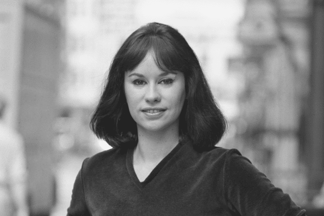 The Girl from Ipanema: Brazilian singer Astrud Gilberto known for 1960s hit dies aged 83