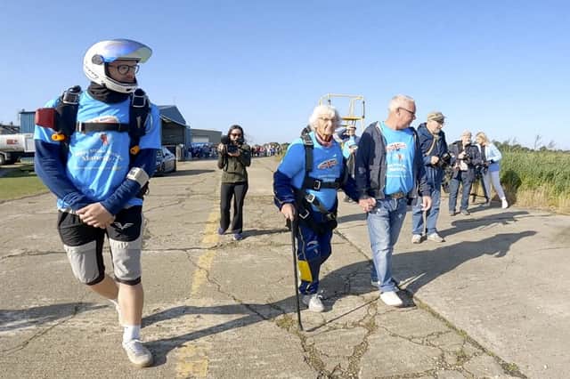 Manette Baillie who did a tandem skydive at the age of 102.