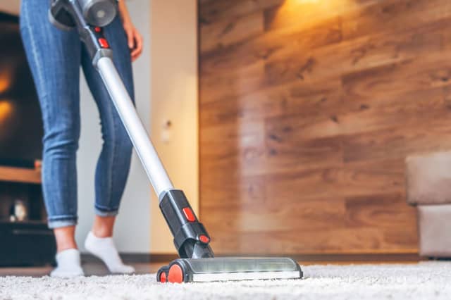 I put four best selling vacuums to the test on carpet, laminate and vinyl flooring here are the results