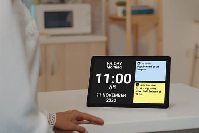 Idem Digital Dementia Clock
