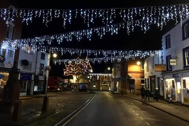 Christmas lights in Alford