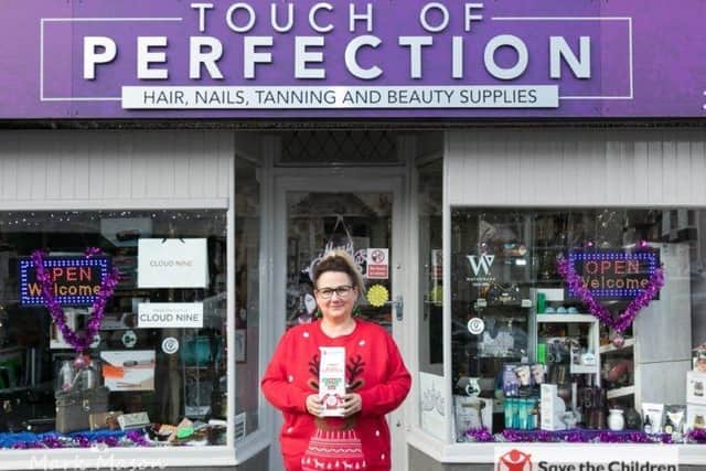 Touch of Christmas Perfection. Photo Mark Mason. ANL-191221-093225001