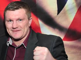 Ricky Hatton. EMN-200301-151219001
