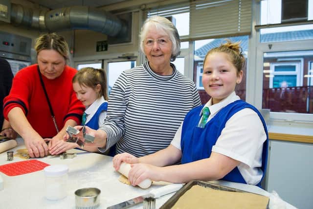 8 January 2020: Louth Academy. Grandparents Day. Lily Meese Year 7,  baking with Grandma Barbara Chester.  Picture: Sean Spencer/Hull News & Pictures Ltd)