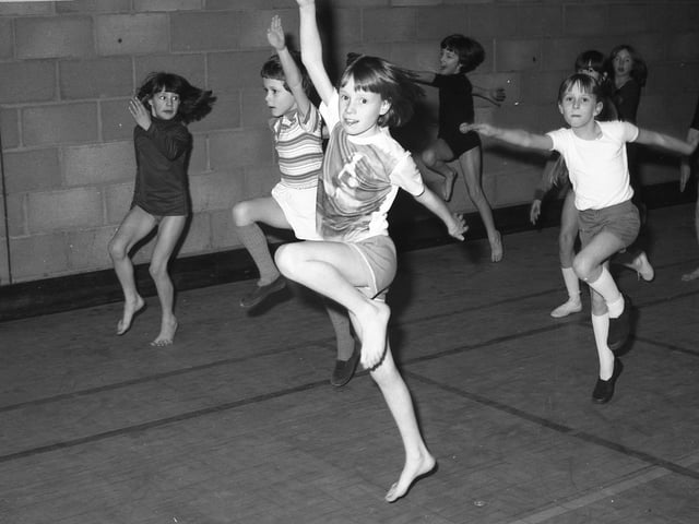 At that time, the club had the use of the buck and some mats which were the property of the sports centre, and had made its own four inch beam.