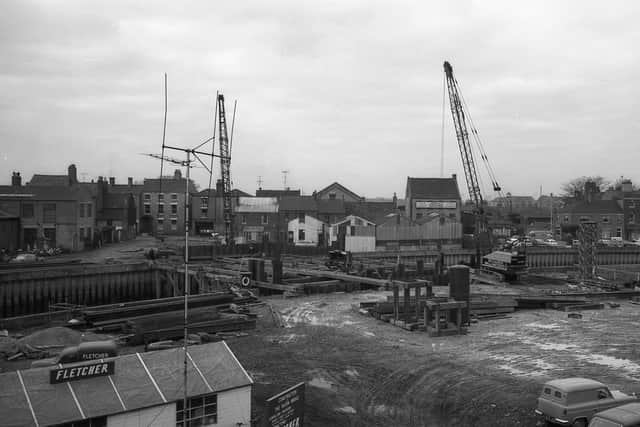 A wider angle of the same view.