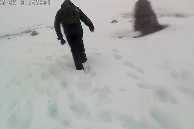 Drew and Lee Mitchell endure snowy conditions