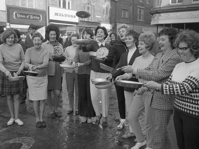 Four towns took part – Boston, Spalding, Grantham, and Ilkeston, in Derbyshire. Lincoln, Sleaford and Melton Mowbray had been expected to take part but were unable to raise a team.