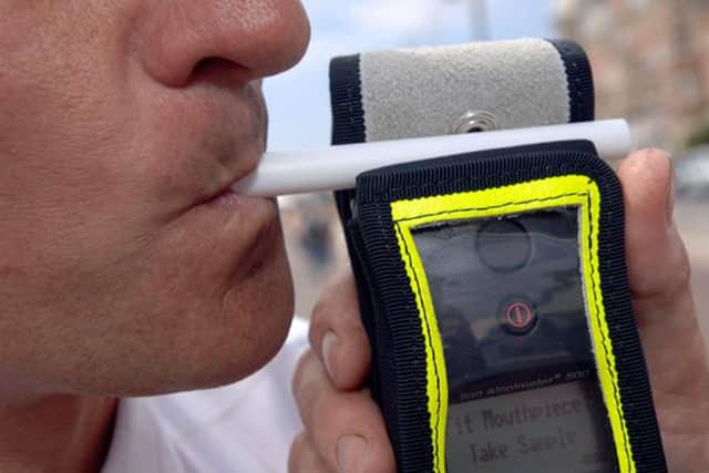 Police will be upping patrols for drink drivers over the weekend. EMN-200107-170533001