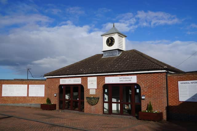 Market Rasen racing will be held behind closed doors