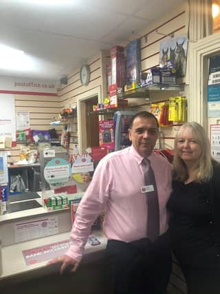 Martin Sizer and Kaye Lee who run Caistor Post Office EMN-200307-142559001