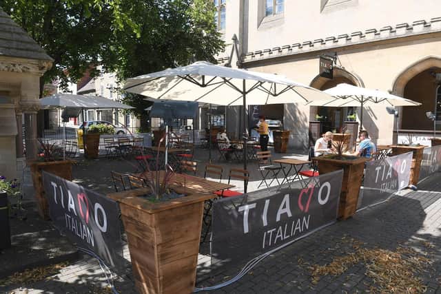 Tiamo open for alfresco dining in Sleaford Market Place. EMN-200713-134859001