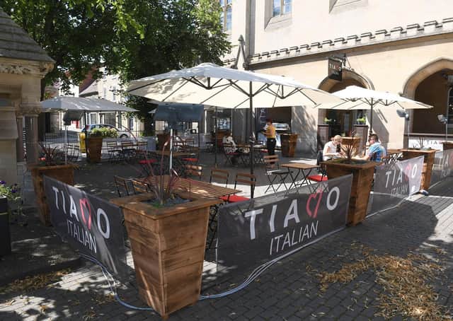 Tiamo open for alfresco dining in Sleaford Market Place. EMN-200713-134859001