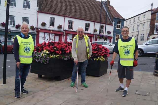 A productive walk litter picking for Harry Simpson, Mike Galligan and Gordon Rogers EMN-200817-223914001