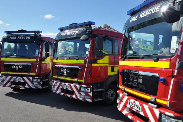 Lincs Fire and Rescue. EMN-200818-090037001