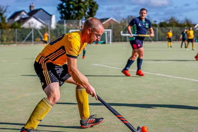 Action from Saturday's derby. Photo: David Dales.