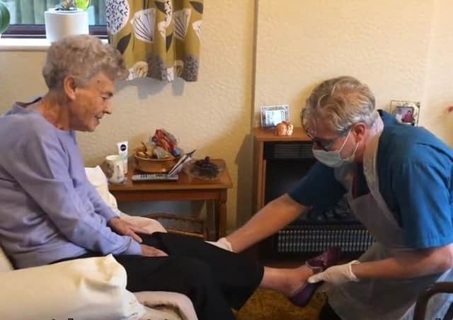 Supporting vulnerable people recover from illness in their own home. EMN-200311-115302001
