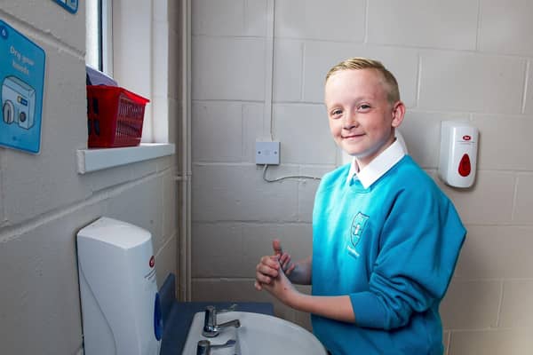 Olly Tedford (Year 6) washing his hand at Theddlethorpe Academy. (Picture: Sean Spencer/Hull News & Pictures Ltd.)