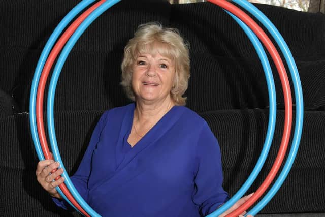 Sue la Roche has retired after 30 years of teaching swimming.