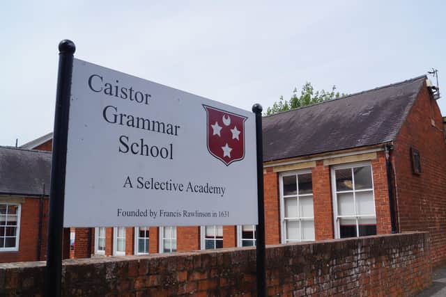 Caistor Grammar School EMN-201127-084251001