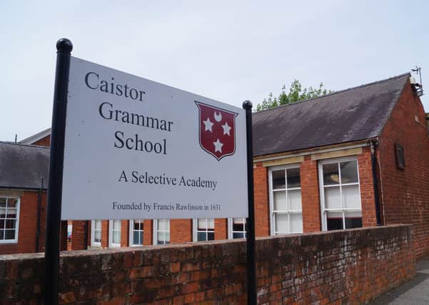 Caistor Grammar School EMN-201127-084251001