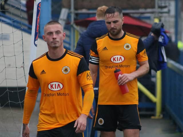 Josh Askew (left) with skipper Luke Shiels. Photo: Oliver Atkin.