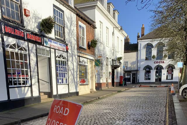 Current barriers in Market Place.