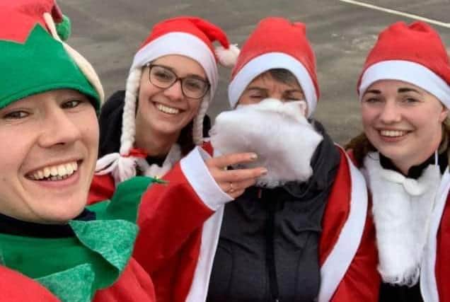 Great 'elfy - Adam Shelley and his crew (Karen, Laura, Gemma, Justin and Theo.