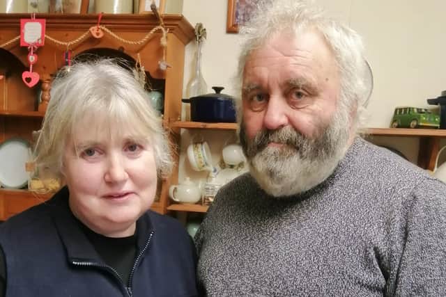 Sandra and Graham Turner. EMN-210401-144452001