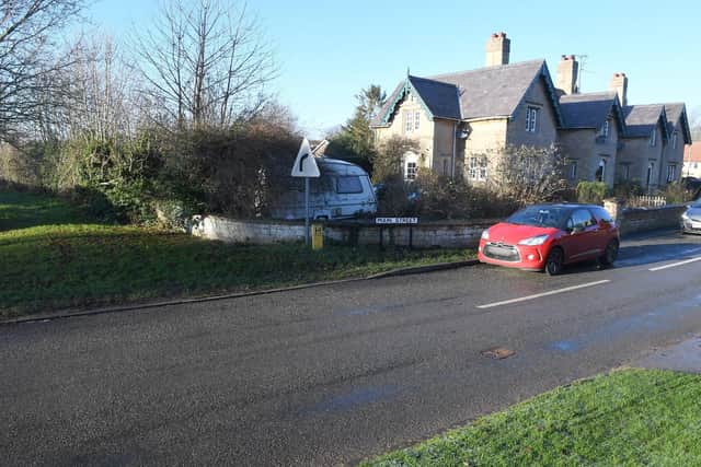 South Rauceby, residents row over building plans in paddock behind houses. EMN-201231-151409001