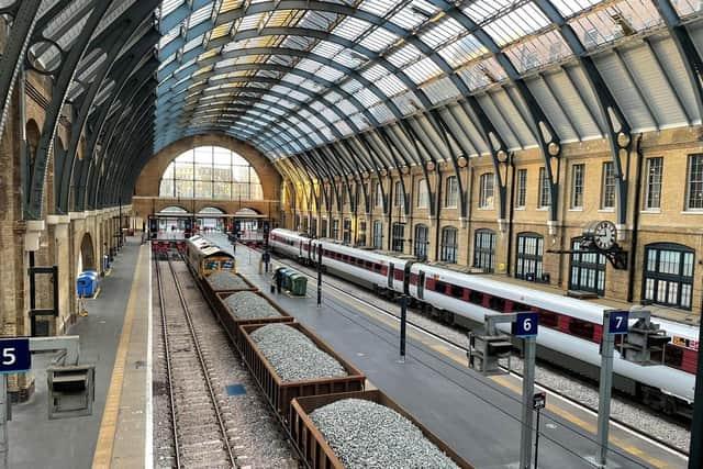 King's Cross station on Christmas Eve, during the upgrade works. EMN-210601-171654001