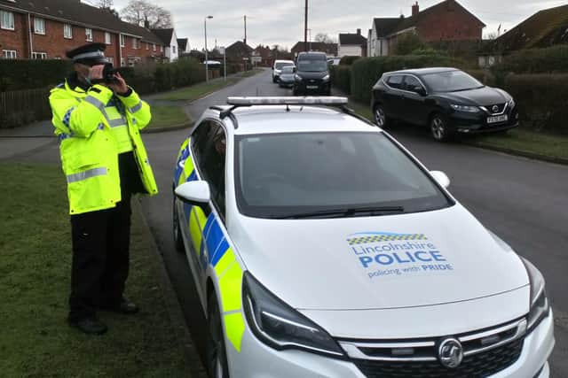 PCSO Mohamed checks the speed of vehicles in Boston Road, Horncastle