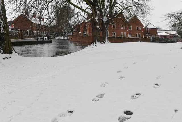 Few tracks by Eastgate Green and the river in Sleaford. EMN-210802-125842001
