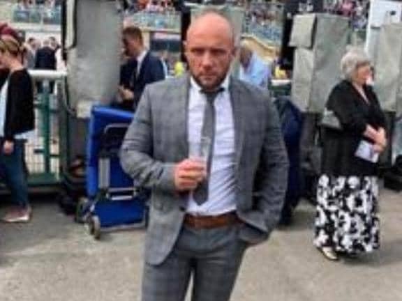 A raffle has been held to help pay for the funeral of Phoenix Fitness member Jason Bott