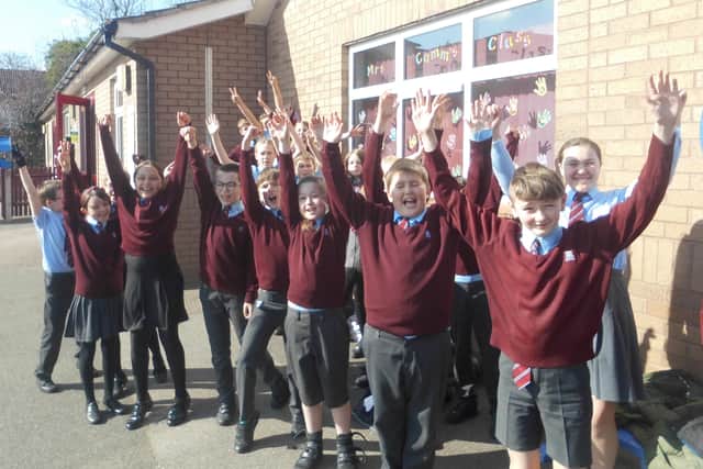 Mrs Mason’s class in Year 6 at William Alvey School celebrate their return. They enjoyed their daily Microsoft Teams meetings during lockdown, they kept up with their live lessons and completed all the set work on ‘Seesaw’, but it wasn’t the same as seeing their friends face to face. EMN-211003-150417001