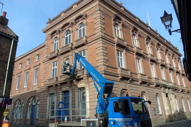 The work was carried out at Louth Town Hall on Sunday (March 21).