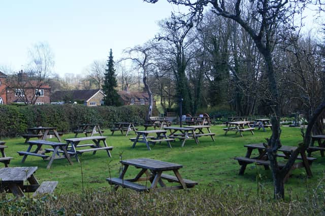 Kings Head Tealby beer garden EMN-210329-150241001