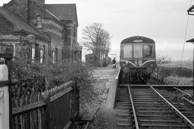 A diesel multiple unit at Theddlethorpe station in the mid 1950s, with a service to Louth. This section of the Mablethorpe Loop closed in late 1960