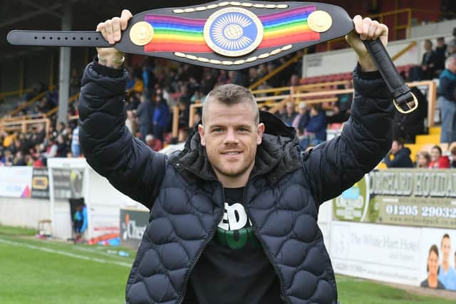 Callum Johnson with his Commonwealth title. Photo: David Dawson