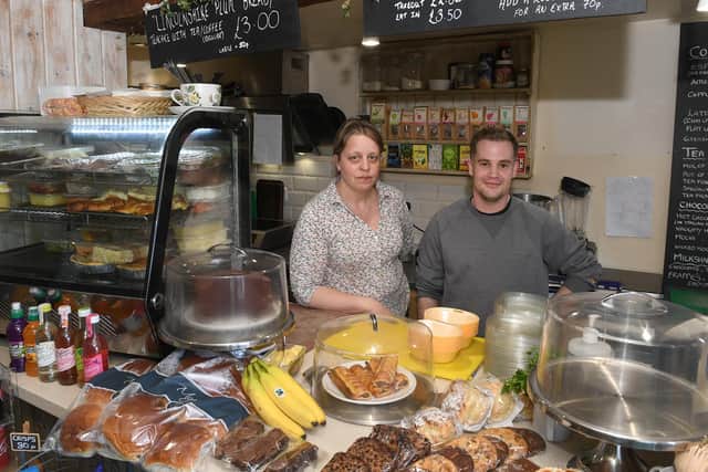 The Bijou Cafe in Spilsby open for takeaway only.
