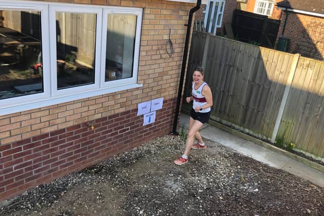 Bringing the Manchester Marathon to Sleaford-area back gardens.