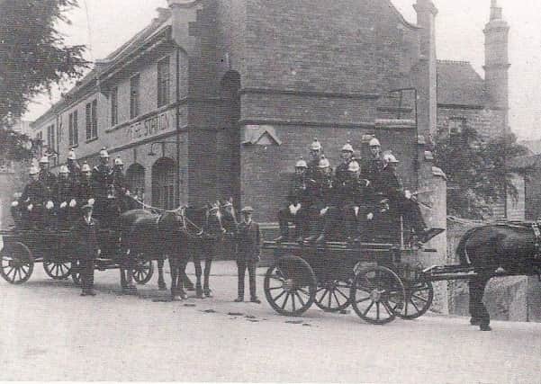 Sleaford Fire Station and its crews back in the 19th century. EMN-200417-143815001