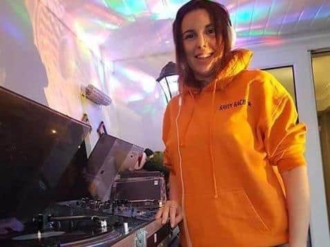 Ravin Rach invites you to a party.